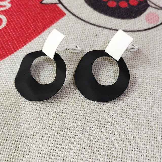 Wucifang Jewelry Clip-Ohrringe, Schwarz Weiß, Damen - Bild 1