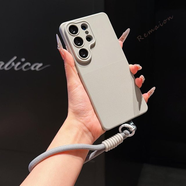 BETYFATE Stoßfeste Handyhülle mit Armband im Punkt-Design für Samsung Galaxy S26 S24 S23 S2 FE Ultra Plus A17 A16 A36 A57 in Grau - Bild 1