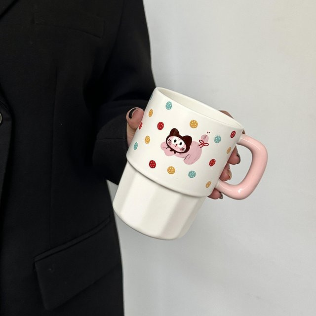 Keramiktasse mit Deckel Polka-Puppe Welpen von Yiran Furniture, Mehrfarbig, 350,5 ml - Bild 1