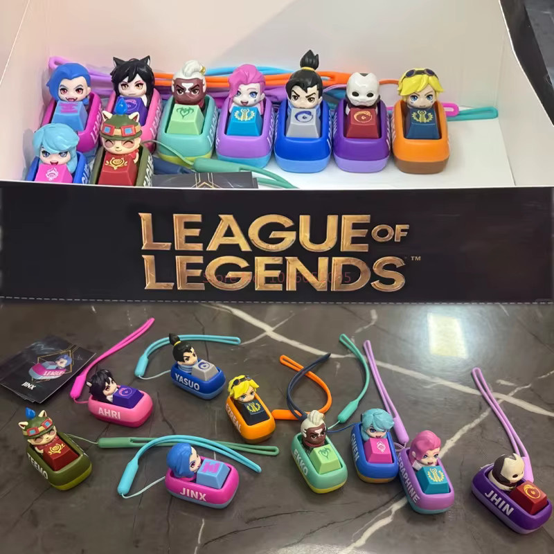 Soap Studio League of Legends Keycap Blind Box Anhänger - Bild 3