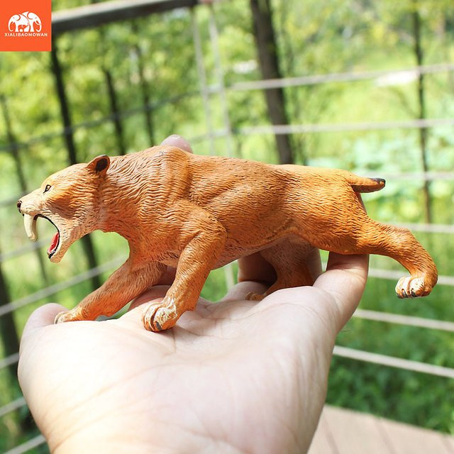 XIALIBAOMOWAN Säbelzahntiger, Prähistorische Tierfigur, Rot, Einzelfigur - Bild 1