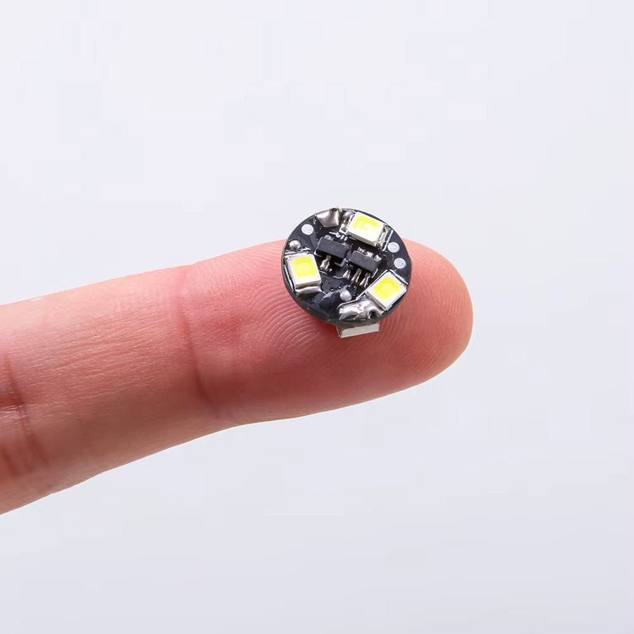 Mini-Magnetsteuerungslampe in Schwarz für DIY-Beleuchtungsszenen aus Kunststoff - Bild 3
