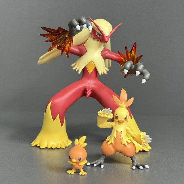 FUNISM Pokémon Anime Spiel Figuren, Blaziken Evolutionäre Gruppe, Set / Bundle - Bild 1