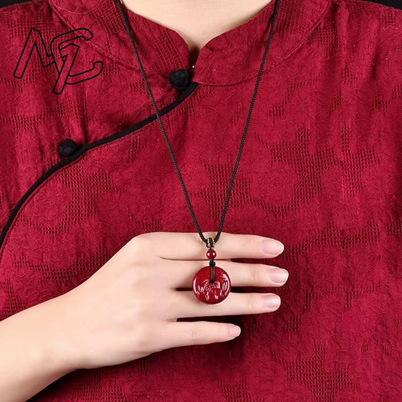 Halskette mit Lotus Anhänger, rote Zinnober Jade, Damen - Bild 2
