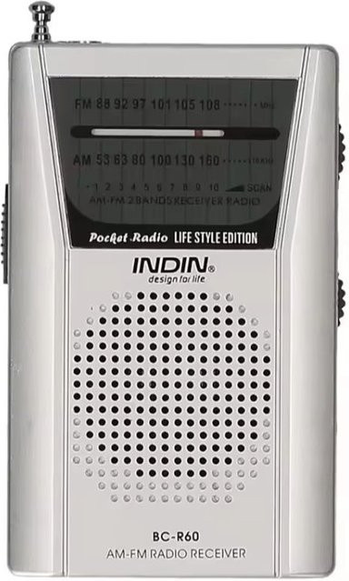 YITHOR Tragbares Batteriebetriebenes Radio mit Lautsprecher und Kopfhöreranschluss in Silber, FM/AM Empfang - Bild 1