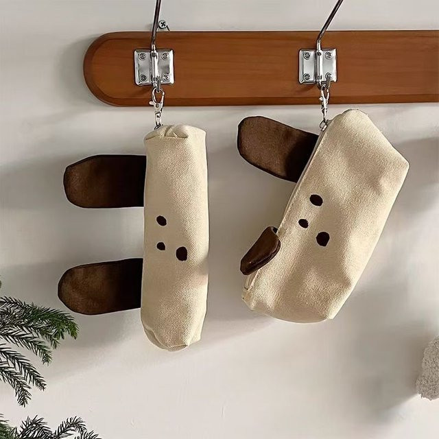 Kaffee Hund Federmäppchen aus Leinwand in Beige mit großem Fassungsvermögen und Reißverschluss - Bild 1