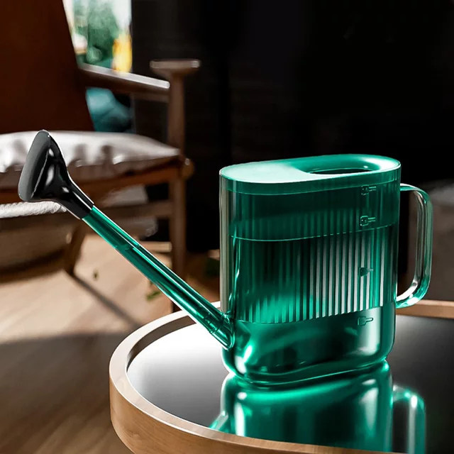 Moderne Kunststoff Gießkanne mit Sprinklerkopf und langem Auslauf in Grün, 1,8 l - Bild 1