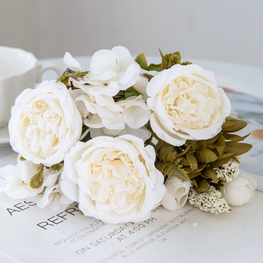 TTCY Künstliche Seidenblumen Set aus Hortensien und Pfingstrosen in Weiß für Tischdekoration und DIY-Geschenke - Bild 2