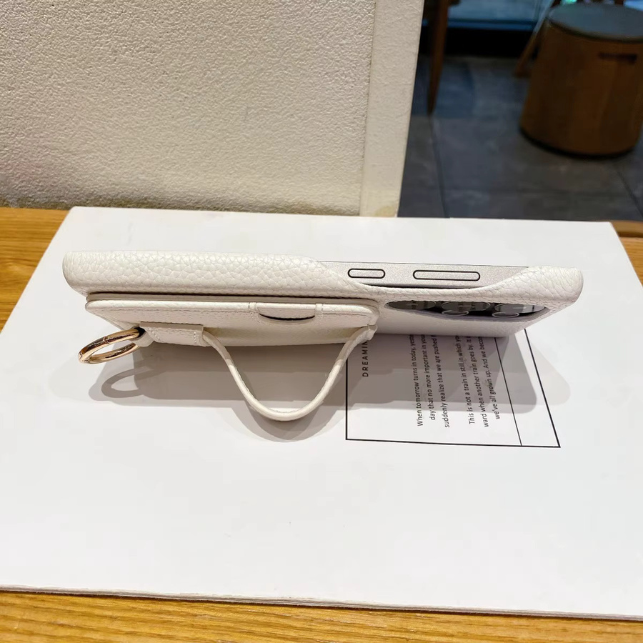 Samsung Galaxy Handyhülle aus PU Leder mit Litschi-Muster und Kartenhalter in Weiß inklusive Handgelenkstrap - Bild 3