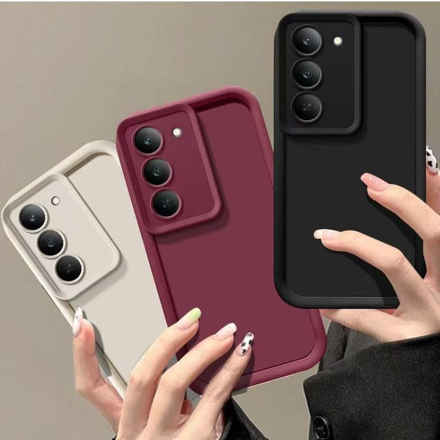 Realme C83 5G Handyhülle Luxus Candy Matte Soft Cover in Schwarz - Bild 1