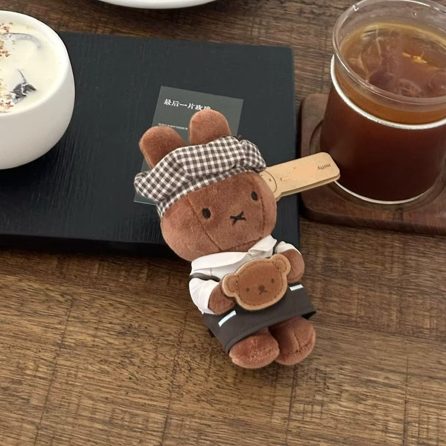 Miffy Plüschpuppe Brot-Koch, Plüschfigur, braun - Bild 4