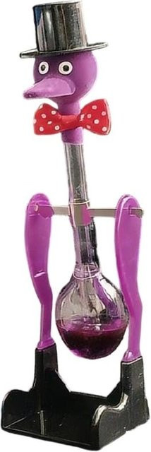 Kreatives Trinkglas mit wippendem Vogel-Dekoelement in Violett - Bild 1