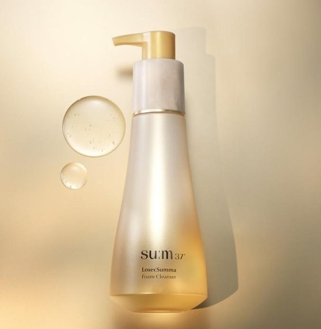 su:m37 Losec Summa Elixir Schaumreiniger mit Goldextrakt, Gesicht - Bild 1