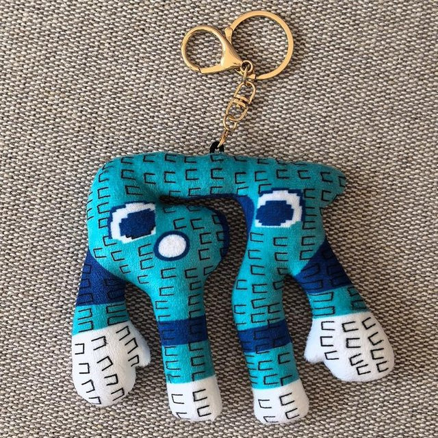 Yiran toy Erdbeer Elefant Plüschtier, Schlüsselanhänger, ab 14 Jahren - Bild 1