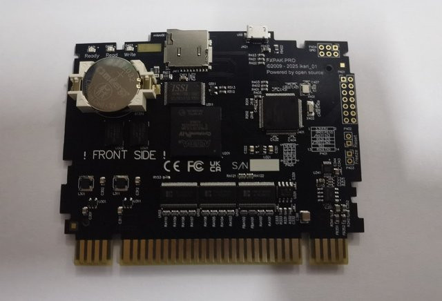 Pro FXPAK SNES-Spielkarte für Retro-Gaming mit MSU+SA1 Unterstützung in Schwarz und Transparent - Bild 1