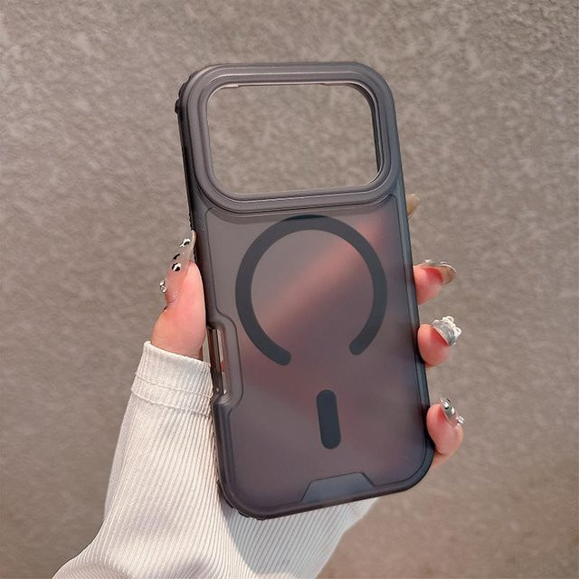 Transparente Magnetische Schutzhülle für Apple iPhone 17 Air, iPhone 17 Pro und iPhone 17 Pro Max mit MagSafe Unterstützung und Stoßfestem 3 in 1 Design in Matt-Optik - Bild 1