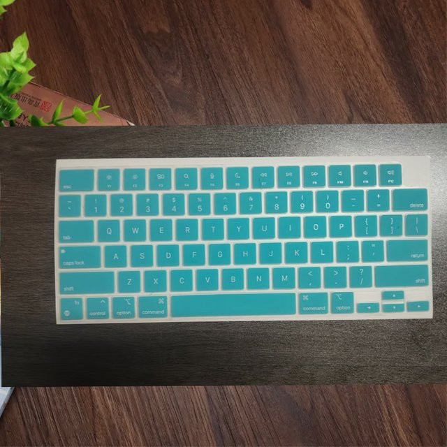 Tastaturabdeckung für Apple MacBook Air 13,6 Zoll und MacBook Pro 15 Zoll in Türkis (US-Layout) - Bild 1