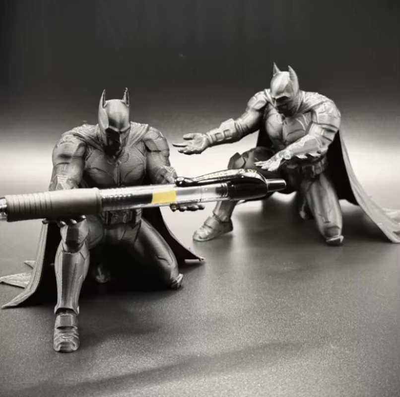 Hot Toys Fledermaus-Stifthalter aus Kunststoff in Schwarz - Bild 1