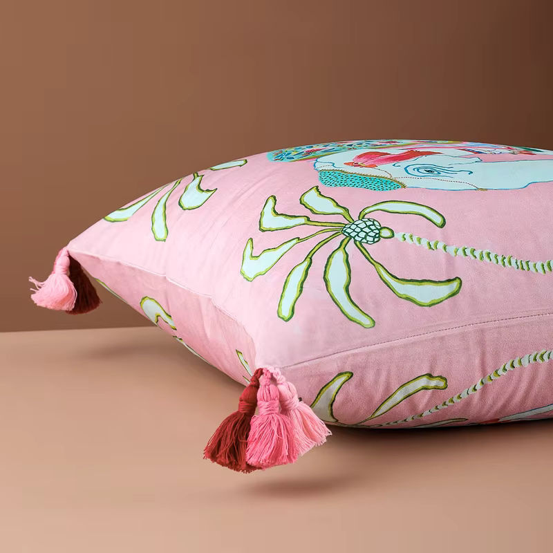 Formaso Dekorative Elefanten-Kissenhülle aus Samt in Pink mit Quasten, B/T/H: 45,72 x 45,72 x 45,72 cm - Bild 4