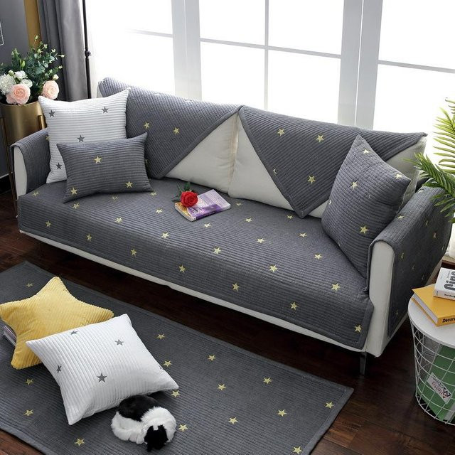 Besticktes Sofakissen Super Six aus Baumwolle in Weiß und Grau mit Sternen-Motiv, B/B: 70 x 70 cm - Bild 1
