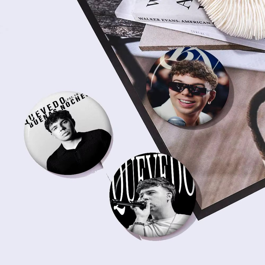 Brosche Rapper Quevedo Anime Button Pin, Cartoon Abzeichen - Bild 3