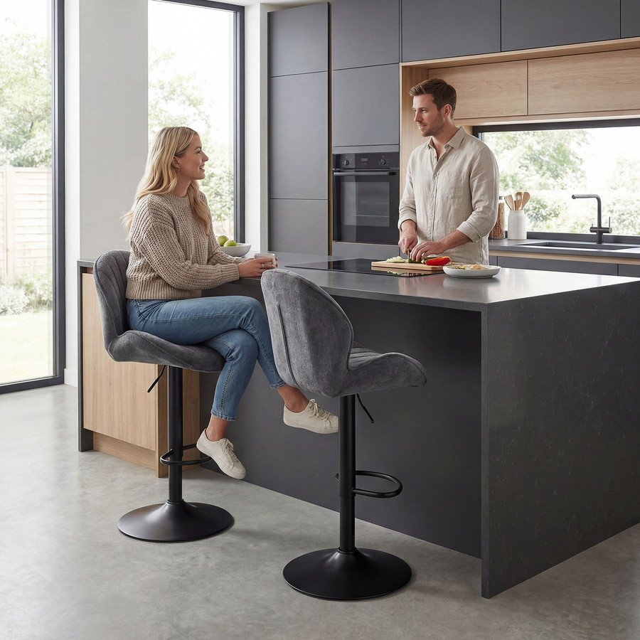 HOMCOM Barhocker 2er-Set aus Chenille in Grau, höhenverstellbar 62-83 cm, 360 Grad drehbar mit gepolstertem Sitz, Rückenlehne und Fußstütze sowie Stahlbasis für deine Kücheninsel oder dein Esszimmer - Bild 2