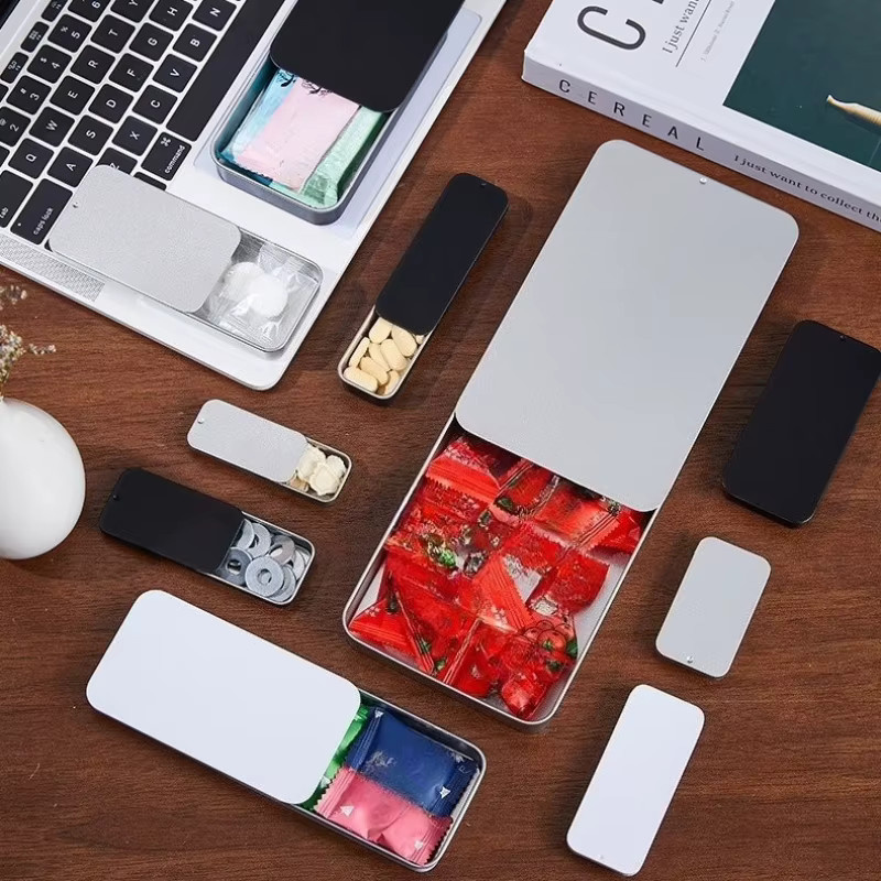 Tragbare Blechdose aus Metall in Silber als Mini-Organizer für Süßigkeiten und Heim- oder Bürogebrauch - Bild 4