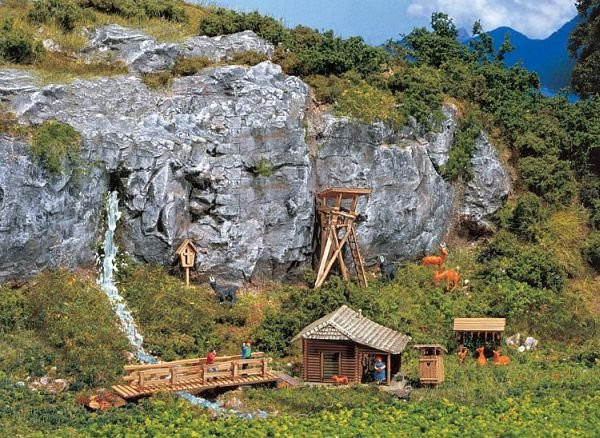 Faller Jagdhütte mit Hochsitz, Natur, Holz, 1:87 (Spur H0) - Bild 1