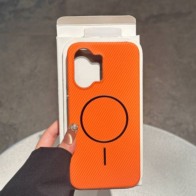 Magnetische Schutzhülle mit Carbonfaser-Textur für Xiaomi POCO X8 Pro Max F8 Ultra F8 Pro M8 Pro, ultradünn und stoßfest, in Weiß oder Orange - Bild 1