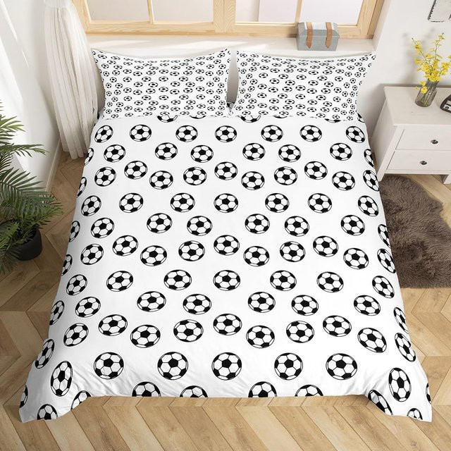 Your Warm Home Fußball-Bettwäsche-Set aus Polyester in Schwarz-Weiß mit 3D-Sportdesign für Kinder, bestehend aus Bettbezug und Kissenbezügen, B/H: 135 x 200 cm und 50 x 70 cm - Bild 1