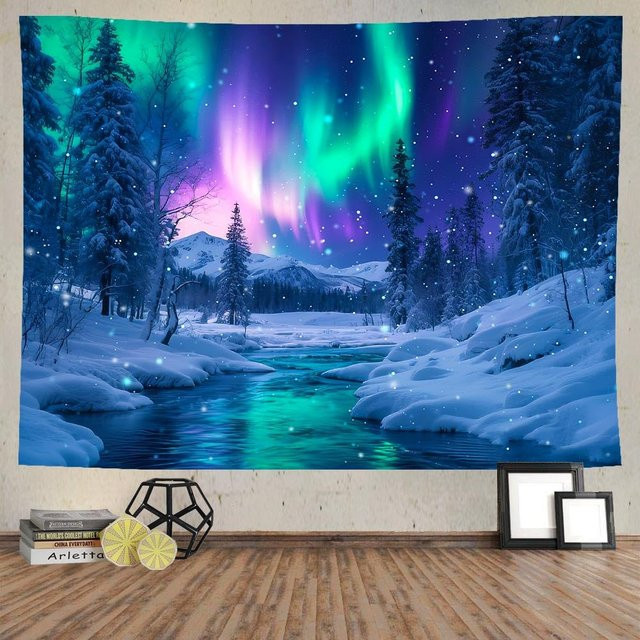 Nordlichter Wald Wandteppich mit Aurora Borealis und Nebelkiefern von JMG Household Supplies, Mehrfarbig, Breite: 150 cm, Höhe: 180 cm - Bild 1