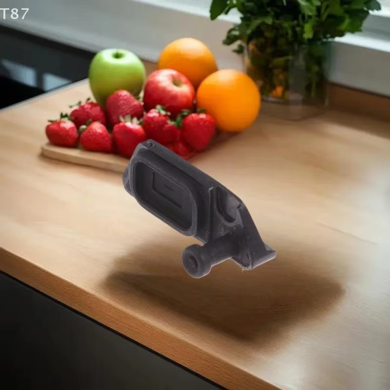 Garmin Staubschutz Abdeckung für Ladeport USB-C in Schwarz für Edge 530 und 830 - Bild 3