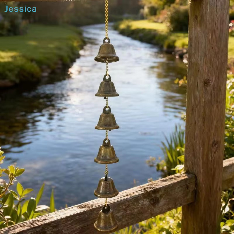 Jessica Vintage Windspiel aus Metall in Gold mit 6 Glocken zur Dekoration für Garten und Zuhause - Bild 3