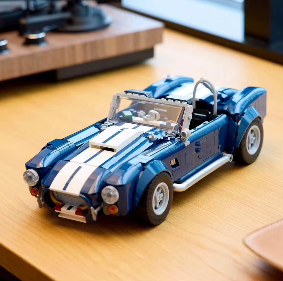 GSF Shelby Cobra Sportwagen, Modellbausatz, 1241 Teile - Bild 2