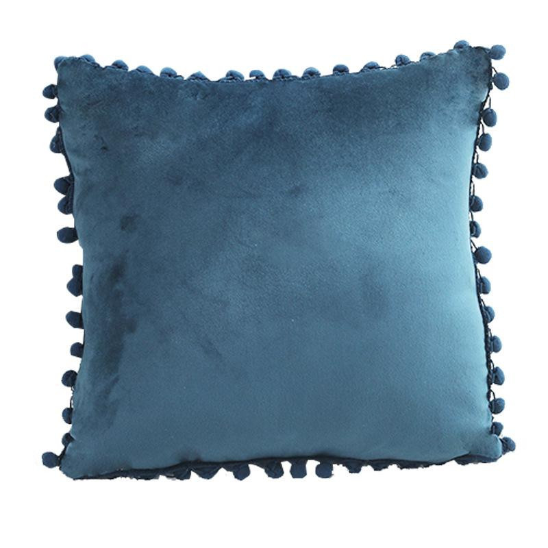 Modern Minimalistischer Kissenbezug mit Samt-Pompoms, B/B/T: 40 x 40 x 40 cm - Bild 3