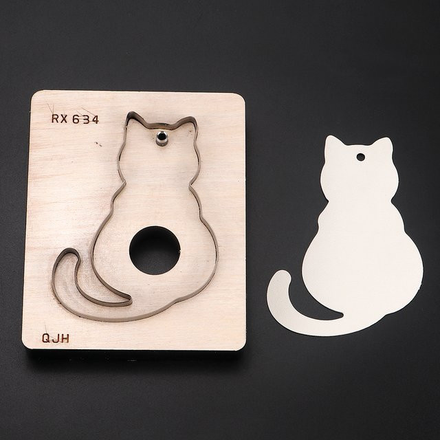 QJH Schneidform in Katzenform aus Kunstleder für DIY-Handarbeiten in Silber - Bild 1
