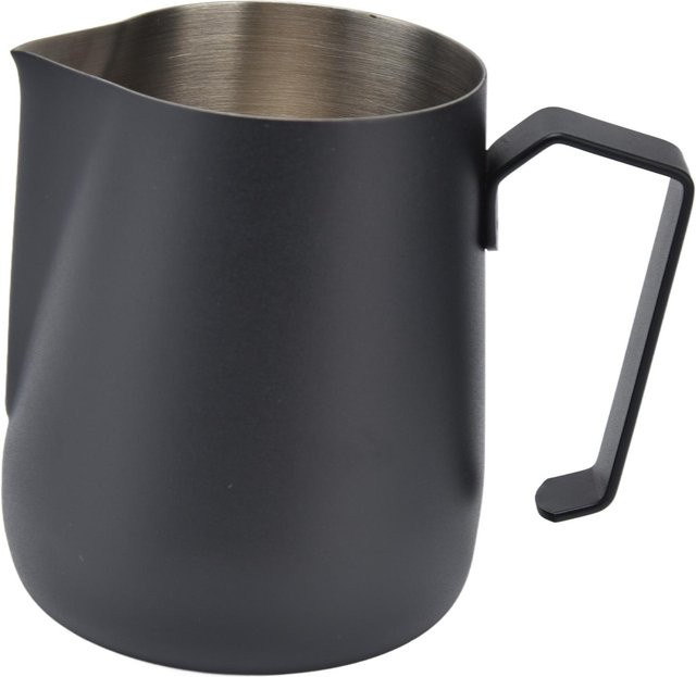 Milchaufschäumkrug CafeBlack L in Schwarz aus Edelstahl mit 450 ml Fassungsvermögen und spitzem Ausguss für Kaffeemaschinen von TOMTOP JMS - Bild 1
