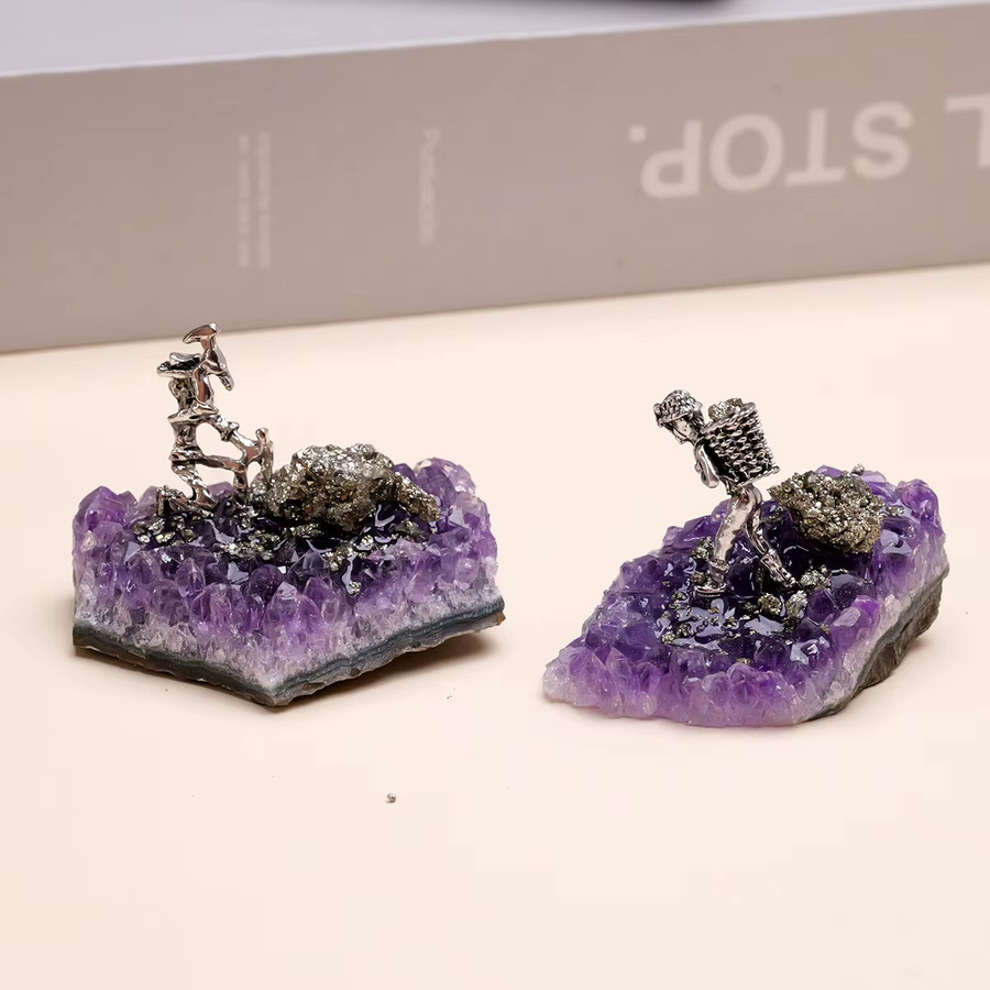 Runyangshi Natürlicher Amethyst Cluster in unregelmäßiger Form, lila Edelstein als Dekoration - Bild 3