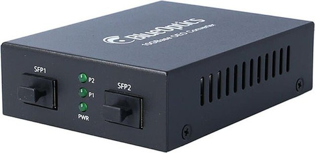 BlueOptics 10G Ethernet Media Converter mit 2x SFP+ Anschlüssen, 10000 Mbit/s, 1550 nm, Schwarz (BLMC011-005) - Bild 1