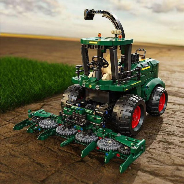 Strohbergung Erntemaschine, Bausteine, 1.162 Teile, ab 14 Jahren - Bild 1