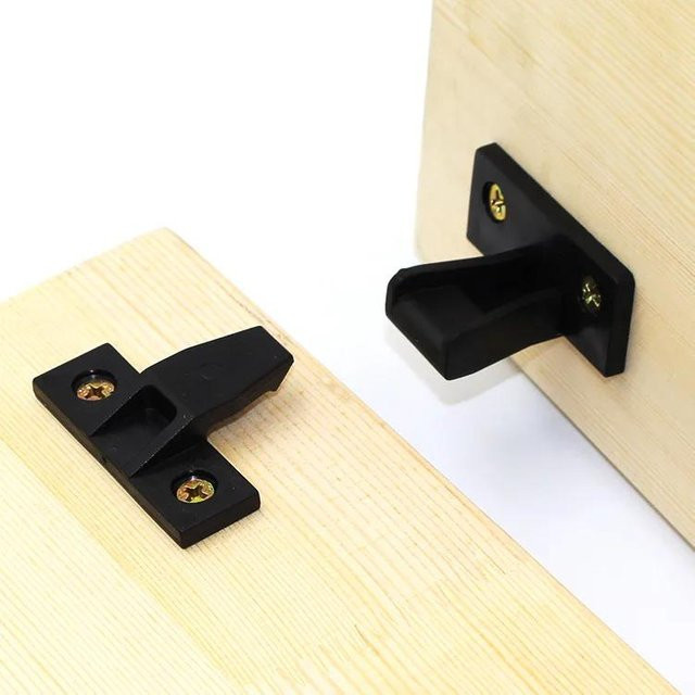 4 Stück Yiran Furniture Eckwinkel aus Kunststoff in Schwarz als Möbel-Riegel und Scharnierschlösser zur Befestigung von Kleiderschränken - Bild 1