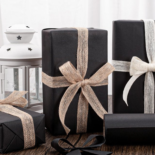 Schwarzes Kraftpapier für Geschenkpapier und Scrapbook-Alben aus recyceltem Karton - Bild 1