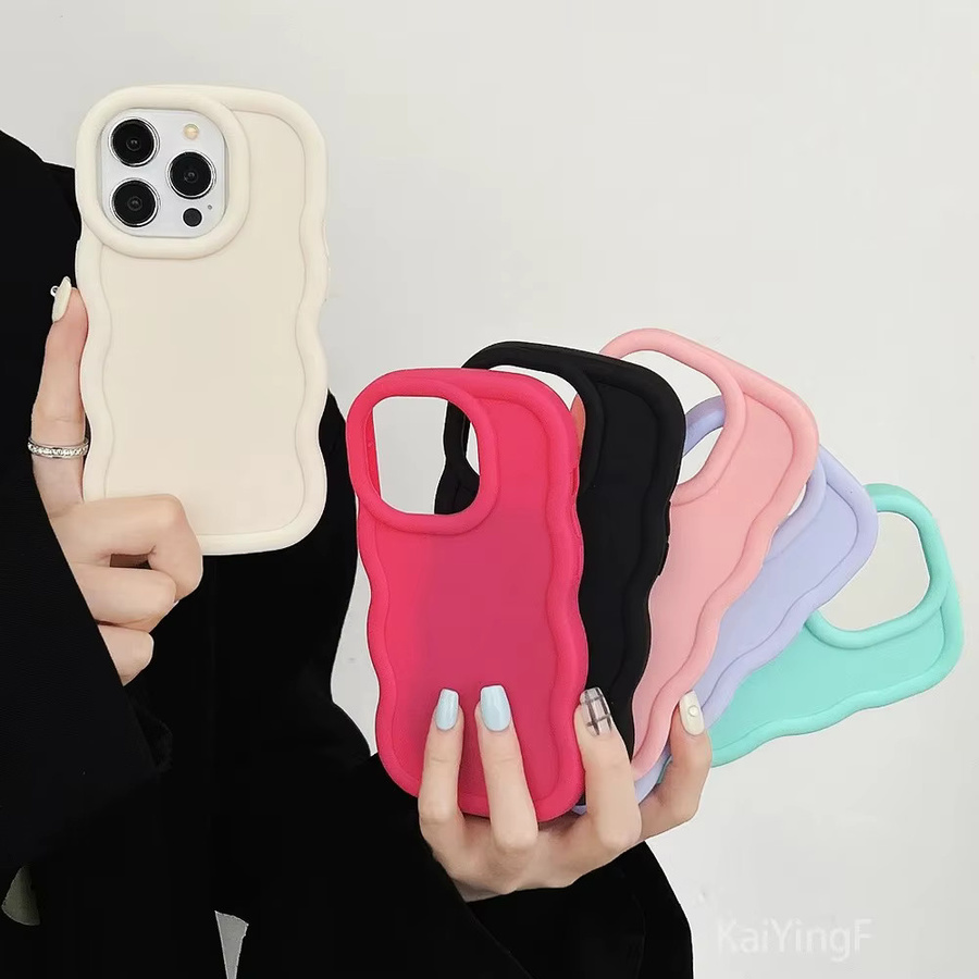 NUCWIN Wellenförmige Silikon Schutzhülle für iPhone in Schwarz mit mattem Candy-Color-Design - Bild 4