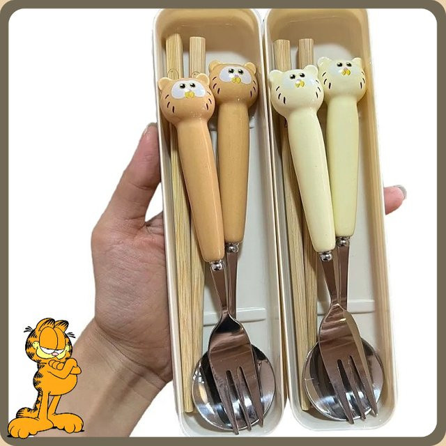 Garfield Besteckset dreiteilig mit Löffel, Gabel und Stäbchen in polierter Ausführung - Bild 1