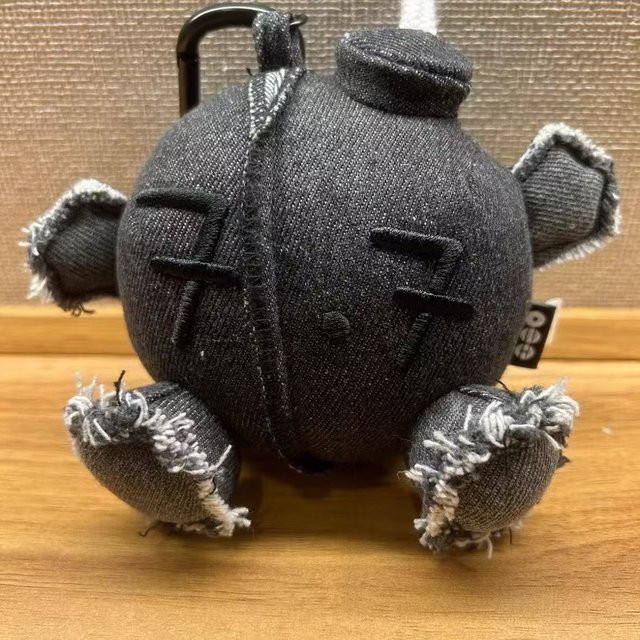 Kawaii Kohleofen-Anhänger, Plüsch-Schlüsselanhänger, Schwarz, 10cm - Bild 1