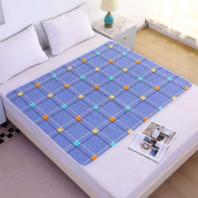 Waschbare auslaufsichere Inkontinenzauflage von Value Vault, vierschichtig, blau, B/T: 120 x 150 cm - Bild 1