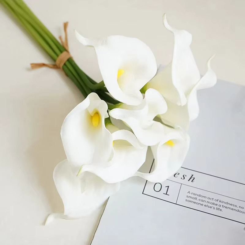 3er Set künstliche Calla-Lilien in Weiß und Orange, 40 cm lange Kunstblumen für deine Tischdekoration, Hochzeit oder Garten-Ornament - Bild 2