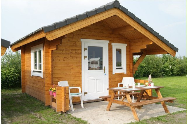Holzhaus Ferienhaus Blockhaus Göteborg von Holzhaus Ferienhäuser mit 50mm Wandstärke, B/T: 3,66 x 3,66 m - Bild 1
