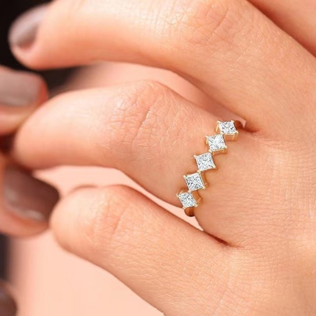 Huitan Ring, Zirkonia, Gold, Damen - Bild 1