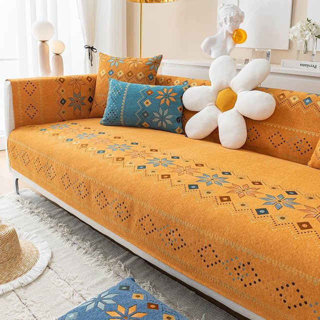 Böhmisches Sofakissen aus Chenille in Orange, rutschfester Kissenbezug für das Wohnzimmer, B/H: 50 x 30 cm - Bild 1
